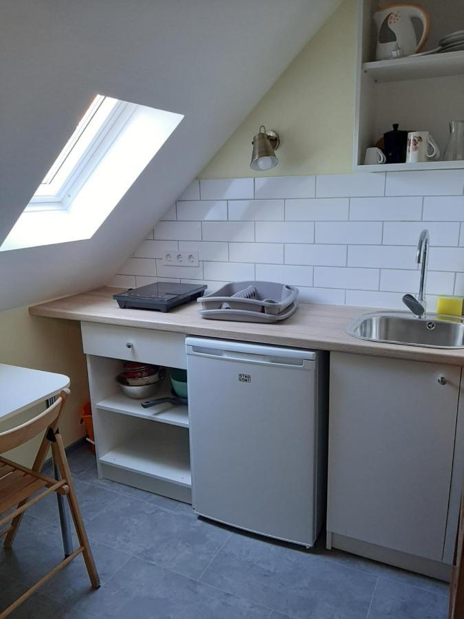 Gyopar Gyoengye Apartmanhaz Orosháza Eksteriør billede